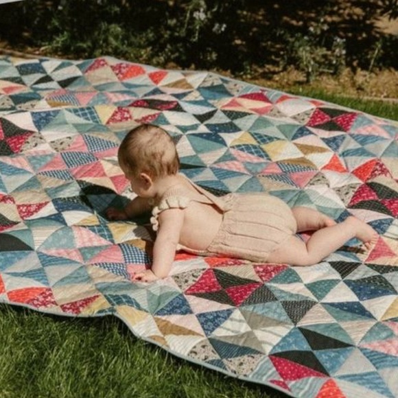 ISO Doen Patchwork Quilt - Picture 2 of 2